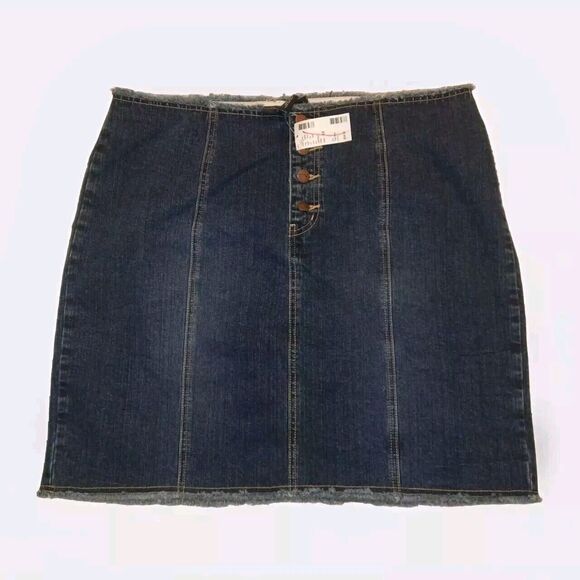 Lane Bryant Dresses & Skirts - NWT Vtg Lane Bryant Venezia Y2K Plus Size Cotton Denim Mini Skirt Raw Ham S 18